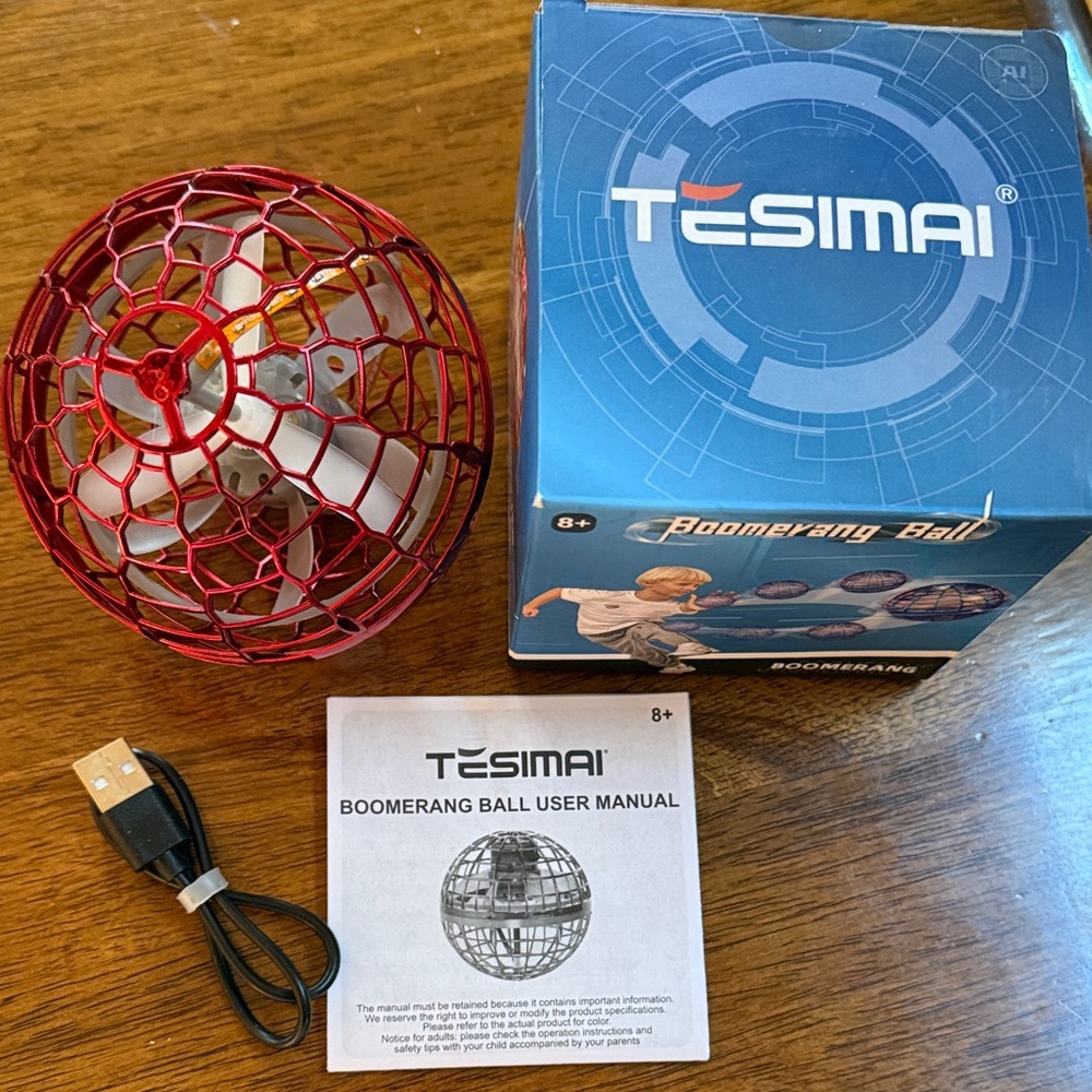 Tesimai Red Boomerang Ball